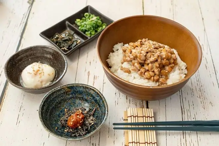 【あっさり】梅昆布納豆かけご飯【light】Plum salt kelp natto over rice
